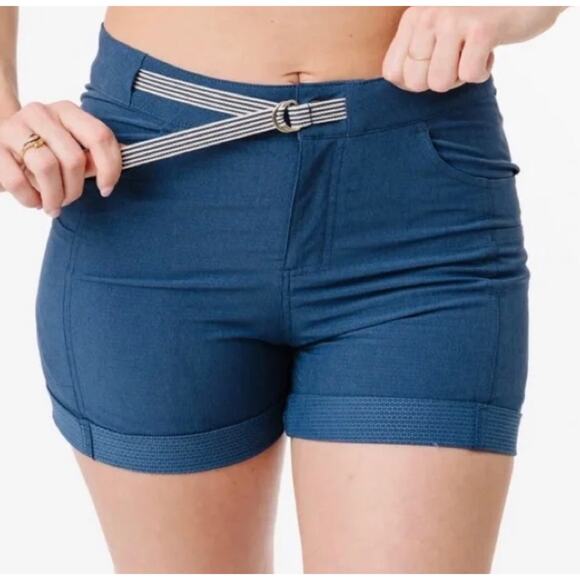 Zyia Active Not Just A Trail Blue Hiking Outdoor Shorts Cuffed hem Women's Large